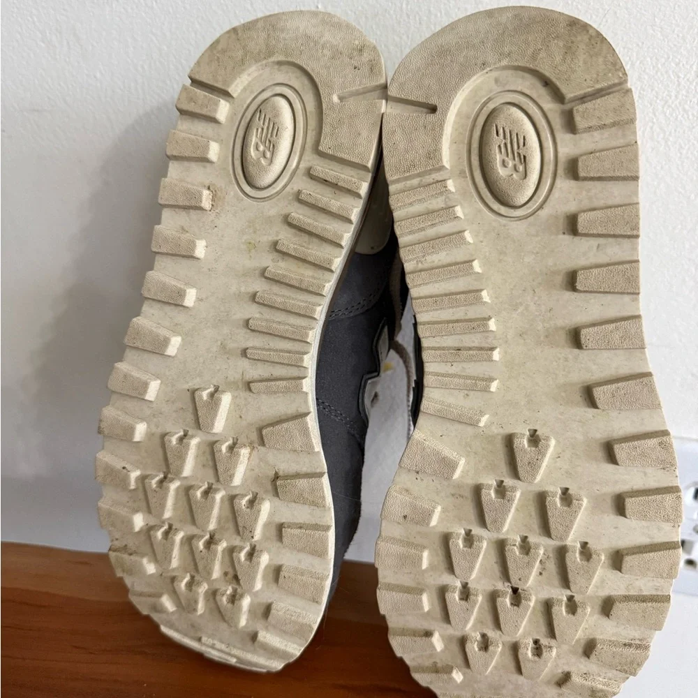 New Balance Gray and Cream Sneakers - Picture 7 of 7